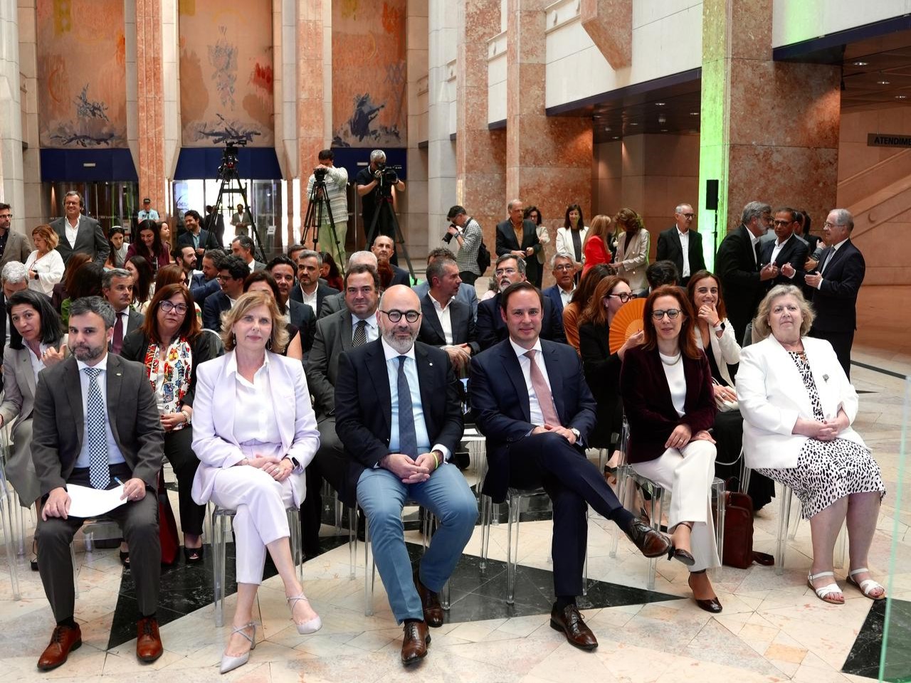 Ministro das Infraestruturas, Miguel Pinto Luz, no lançamento do concurso para aquisição de 12 comboios de alta velocidade pela CP, em Lisboa, maio de 2026