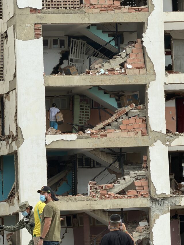 Edifício colapsado na sequência do terramoto de 24 de junho de 2026 em La Guaira, Venezuela