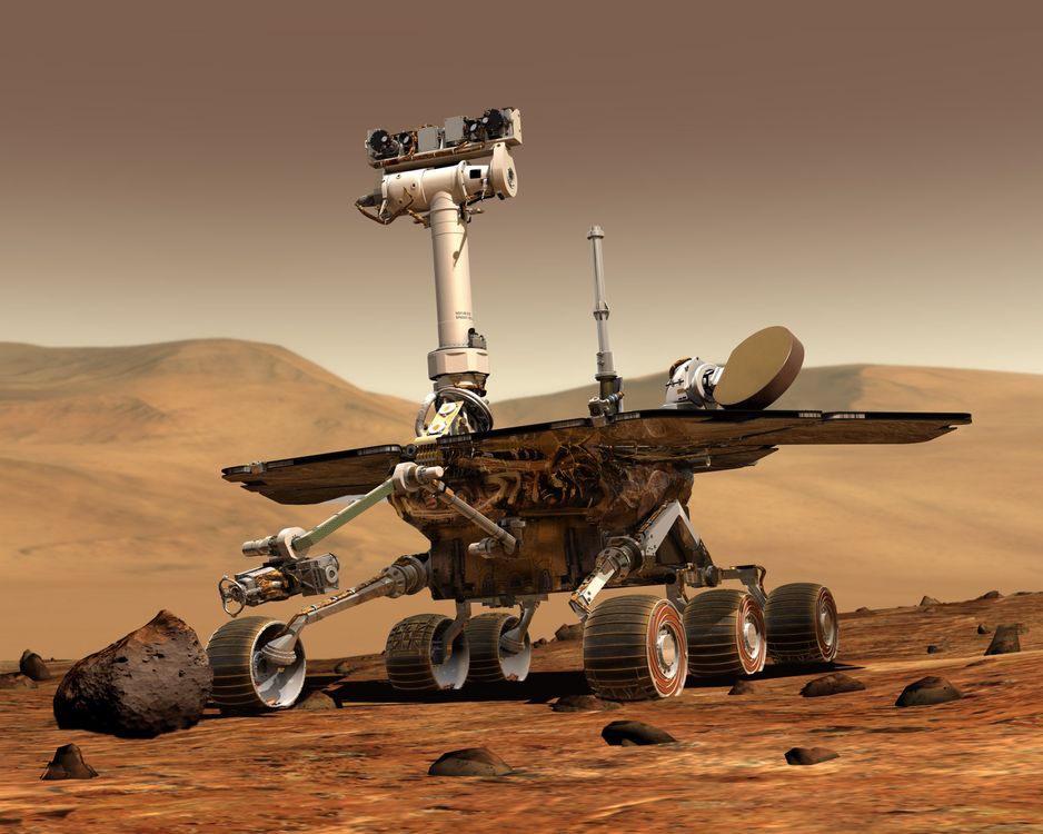 Rover de exploração marciana na superfície de Marte — a exploração robótica de outros mundos fornece dados cruciais para futuras missões de recolha de amostras