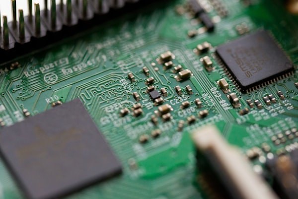 Antena parabólica de comunicações